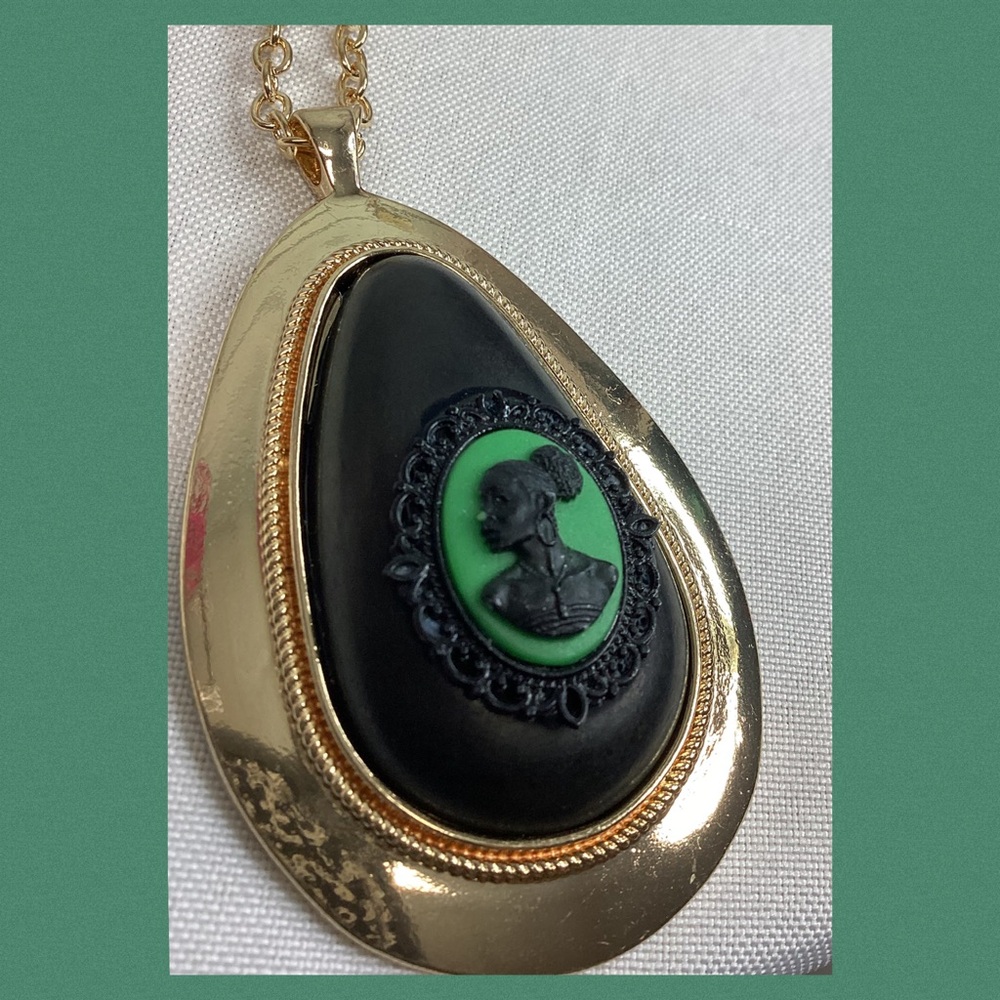 Gold and Black Cameo Pendant Necklace
